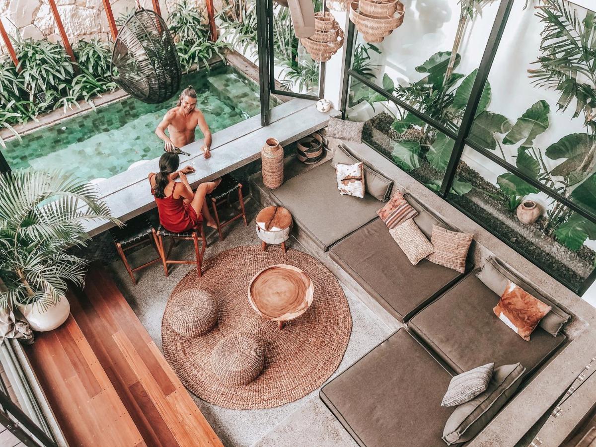 Beyond Bespoke Villas Seminyak Exterior foto