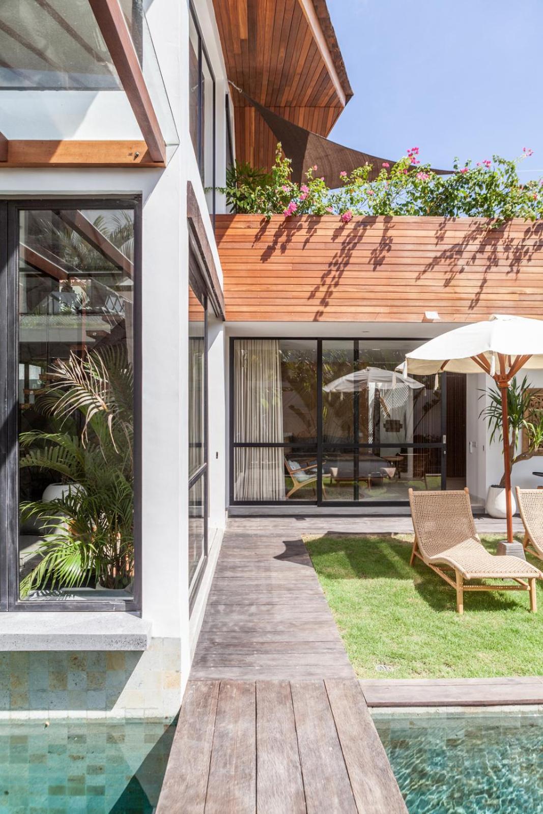 Beyond Bespoke Villas Seminyak Zimmer foto